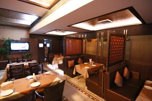 Rass Hotel Канпур Екстер'єр фото