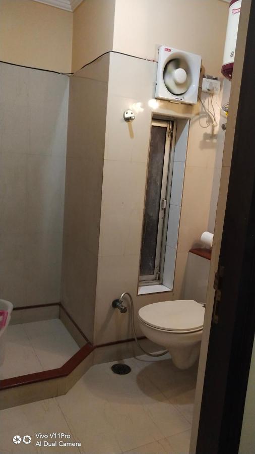 Rass Hotel Канпур Екстер'єр фото