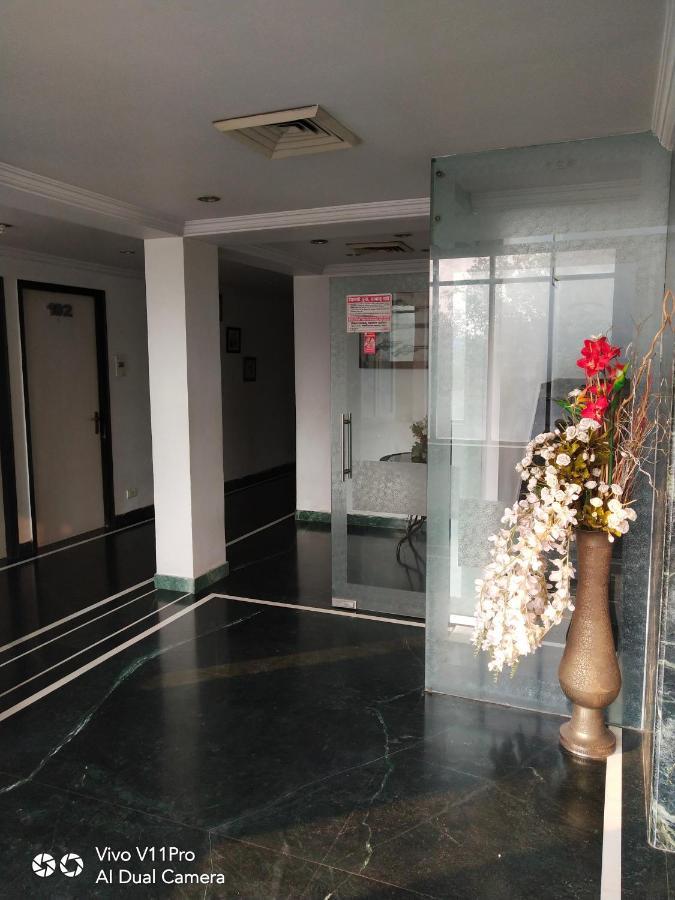 Rass Hotel Канпур Екстер'єр фото